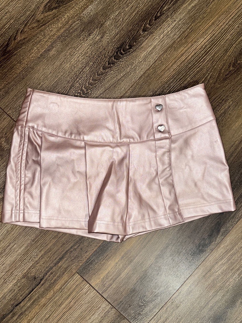 Celebrity Pink Light Blush Faux-Leather Pleated Skort